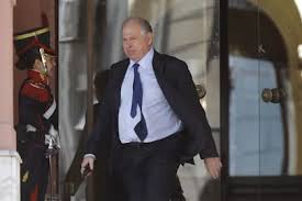 Crisis en Cancillería: ¿Renuncia de Werthein Sacude al Gobierno de Milei? - Imagen principal del artículo