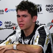Ceará vai exercer prioridade na compra de Osvaldo, mas deve negociar atacante - Futebol ... - osvaldo-se-apresenta-no-ceara-1294167980704_300x300
