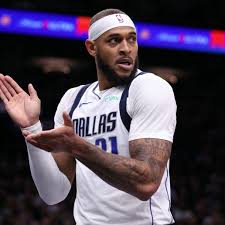 Mavericks em Alerta! Russell na Lista de Lesionados Às Vésperas do Jogo!