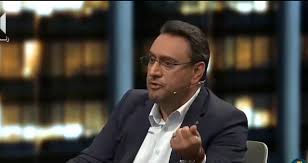 ببینید | درد و دل مجری صدا و سیما روی آنتن زنده با چاشنی مصاحبه با رئیس جمهور؛ برای رسانه خارجی پرسش آزاد است، برای صدا و سیما ممنوع!