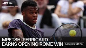 Highlights: Mpetshi Perricard overcomes interruption in Rome R1 win