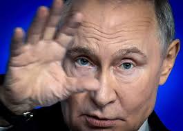 Putins sāk atklāti aplaupīt Krievijas oligarhus – pat Kremlim pietuvinātie kļūst stīvi no bailēm