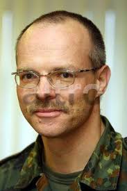 Stichworte: Portrait Porträt Major Christian von Platen Presseoffizier ...