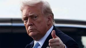 দু’সপ্তাহের যুদ্ধবিরতি ঘোষণা ট্রাম্পের, আপাতত ইরানে আর হামলা নয়! কার মধ্যস্থতায় শান্তি ফিরছে? কী জানাল তেহরান