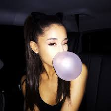 Resultado de imagem para ariana grande 2015 instagram