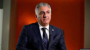 همسر رضا پهلوی خبر داد: به‌زودی، کناره‌گیری شوهرم از «مبارزه» - مردم سالاری آنلاین