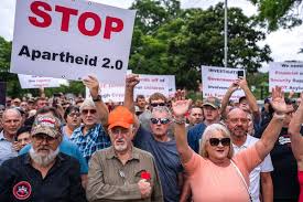 White South Africans rally