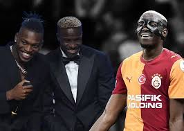 Osimhen ikna etti, Galatasaray bitirdi. İstanbul'a geliyor — NTV Haber