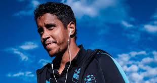 Santana: "Tenemos la responsabilidad de jugar mejor"