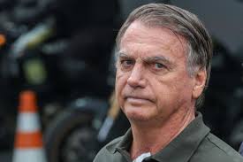 Advogados que pediram para suspender execução da pena de Jair Bolsonaro desistem de atuar no caso