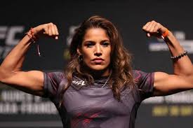 ستاره زن ونزوئلایی UFC از دستگیری نیکلاس مادورو توسط ایالات متحده حمایت کرد