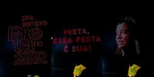 Preta Gil ganha homenagem com show de drones em carnaval de Salvador; veja vídeo