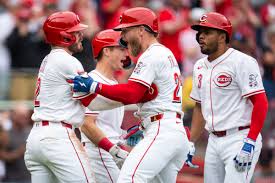 Exciting matchup between Cubs and Reds