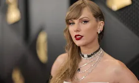 Taylor Swift hints she’s bringing ‘Tortured Poet’s Department to ‘Eras Tour’