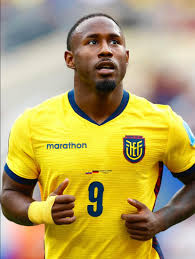 Vasco tem interesse no atacante equatoriano John Yeboah, do Venezia, que jogou a Copa do Mundo