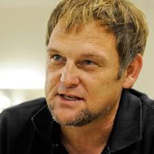 ... his fans to continue singing Die Stem after coming in for some flack over singing the pre-1994 anthem at an Afrikaans festival. steve hofmeyer,arrested - 99aa5c026976422ba9035830ef3d189b