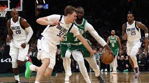 How many points did Cooper Flagg score? Mavericks vs. Celtics stats