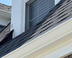 Image of Vinyl siding W corner flashing