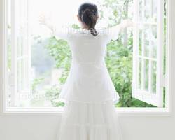 窓を開けるの画像