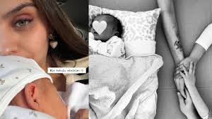 Amine Gülşe ile kızı Elisa'dan anne-kız pozu