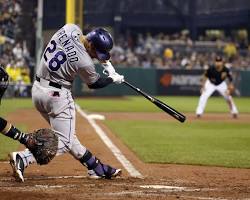 Nolan Arenado battingの画像