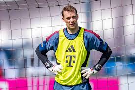 Schreckmoment im Training: Neuer sorgt für Aufregung beim FC Bayern — FCBinside