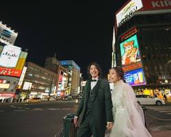 すすきの夜景の前撮りの画像