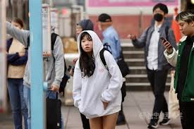 Northern Taiwan to remain cool and rainy before warming up Thursday