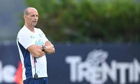 Napoli, Allegri sceglie il 4-3-3 per la prima amichevole con l'Arezzo