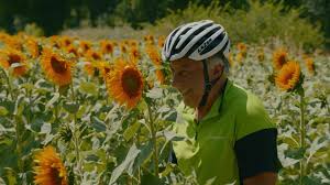 De comeback van Eddy Planckaert als wielrenner: in ‘Chateau Planckaert’ reed hij met gemak zijn zoon Francesco eraf