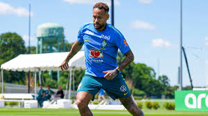 'Like it's the last day of your life!' - Neymar's dad shares motivational message to Brazil star as return from injury nears