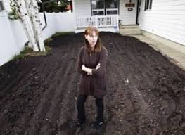 Hasil gambar untuk tempat teraneh di indonesia