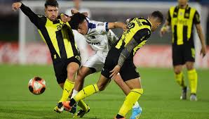 Apertura: Peñarol recibirá a Liverpool con cambios. Horario, alineación y cómo verlo