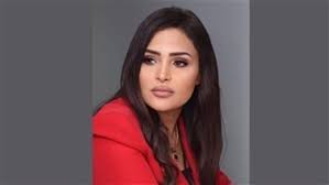 داليا عبد الرحيم تعزي الفنان حكيم في وفاة شقيقه اللواء كامل