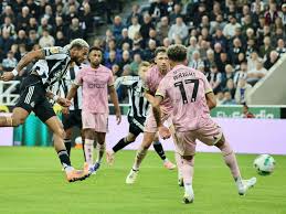 Newcastle aplasta al Bradford: ¿La táctica de Howe es la clave? - Imagen principal del artículo
