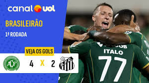 Chape explora contra-ataques e vira contra o Santos com gol polêmico