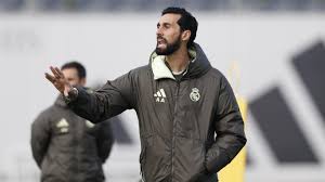 Arranca la Era Arbeloa: 4-3-3... y todo pasa por 