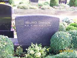 Grab von Bruno Davids (12.04.1913-15.09.1998), Friedhof Westerhusen