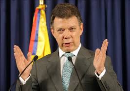 Resultado de imagen para jUAN mANUEL sANTOS, fOTOS CON EL pOLO aLTERNATIVO