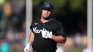 Mashin' Marlins! 5 HRs power Fish past A's