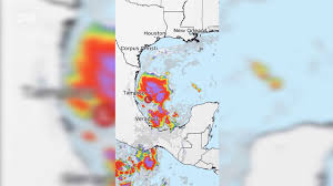 Última hora del huracán Isaias: noticias, pronósticos, emergencia en Florida y más, en vivo