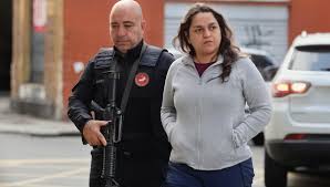 Quem é a 'mulher da mala' que sacou R$ 3 milhões em dinheiro no esquema do Instituto Rio Metrópole, segundo o MP