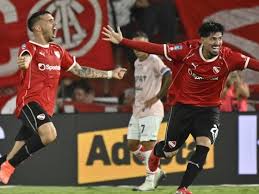 De etiqueta negra para buscar La Gloria