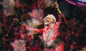 Altas Horas celebra Gilberto Gil em especial musical na Globo