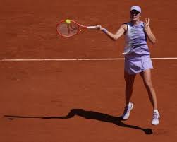 French Open 2026: Swiatek, Djokovic and Rybakina in action on day four – live