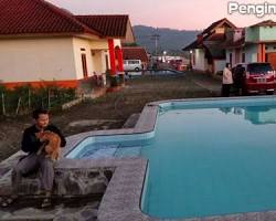 Gambar Kolam renang Villa Batu Alam Endah Ciwidey