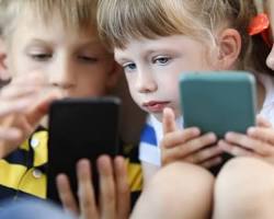 Image of meme that says I'm not sure what's more expensive, having a baby or buying a house.