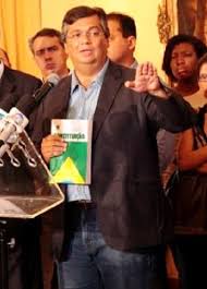 Resultado de imagem para Flávio Dino sai em defesa do mandato de Dilma