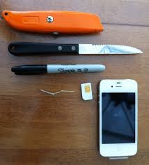 Résultat de recherche d'images pour "iphone 4 sim card slot"