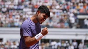 Carlos Alcaraz fights past Lorenzo Musetti to reach Italian Open final